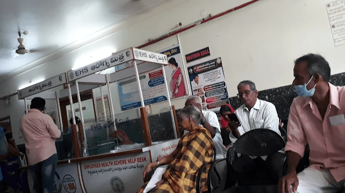 EHS Arogya Mitra help desk and waiting area at Sri Sai Nursing Home